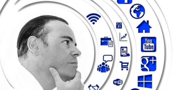 facebook_vs_paginaweb ¿Es importante tener web aunque tengas ya redes sociales para tu negocio?